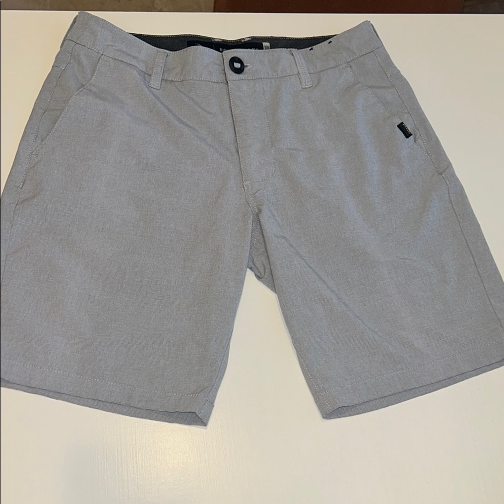 Rip Curl-Boardwalks In Water On Land Light Gray Shorts Size 28 (18 inches)